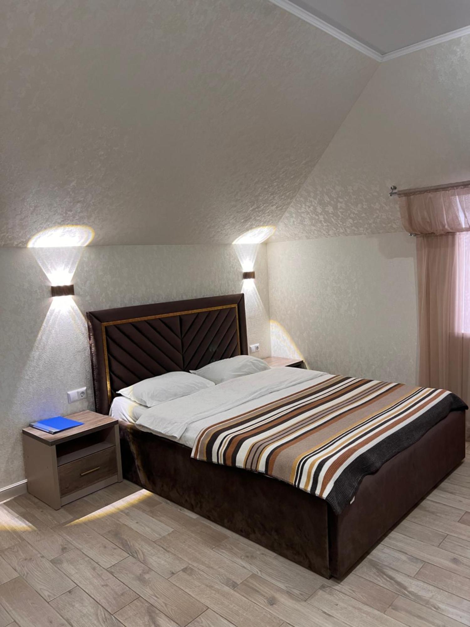 Hotel Гостинично-Банный Комплекс Майами Люкс Kostanái Exterior foto